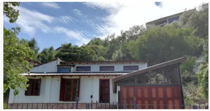Carlos Paz Colinas House