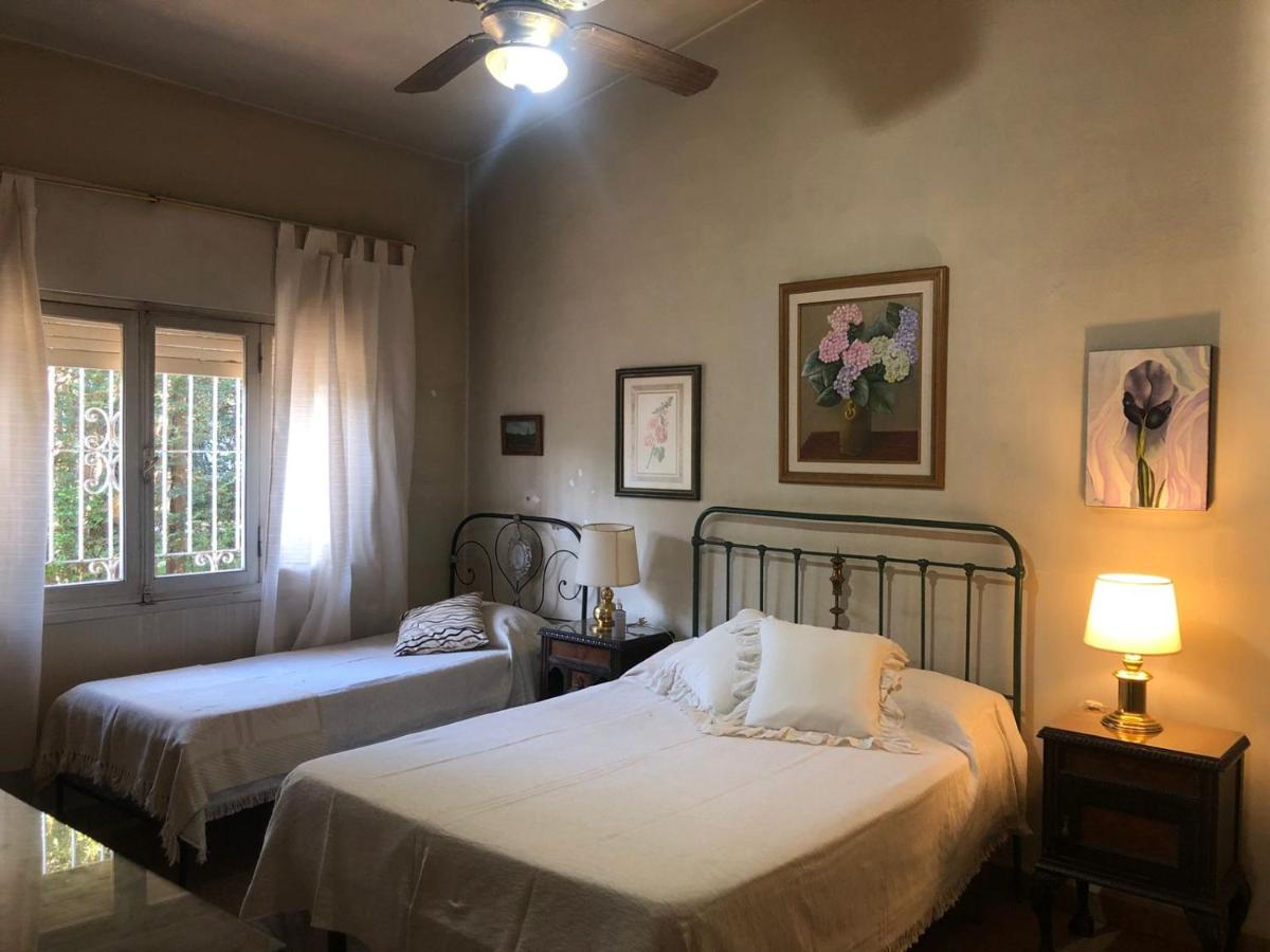Casa con gran jardín en Villa Belgrano