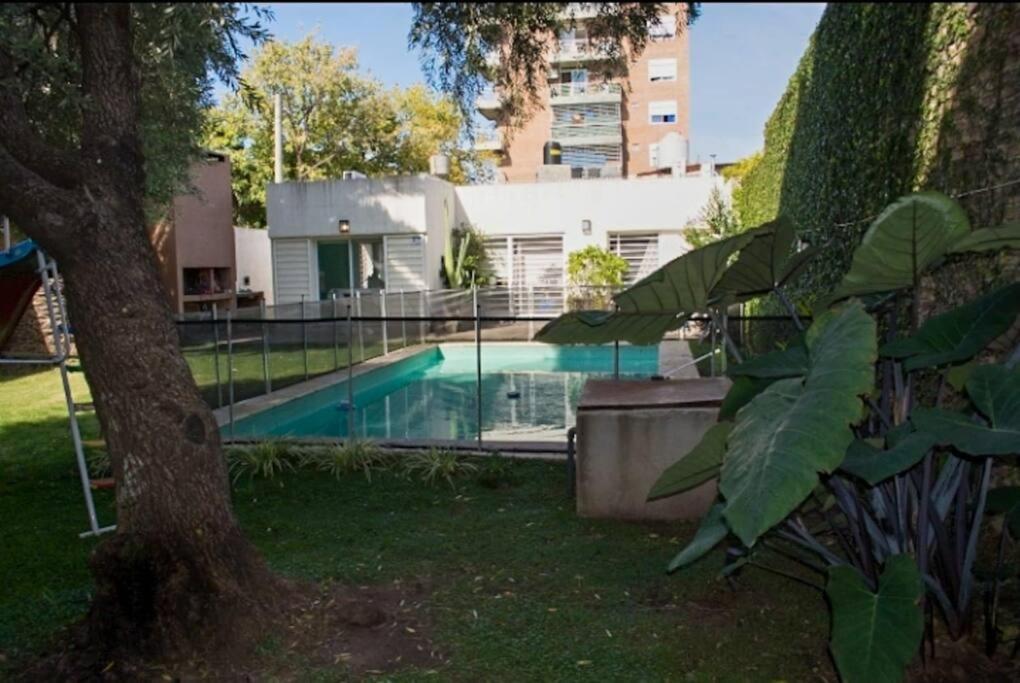 Casa con pileta en Rosario