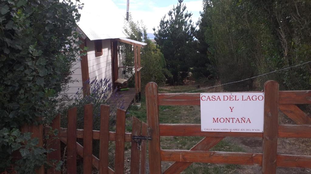 Casa de Lago y Montaña