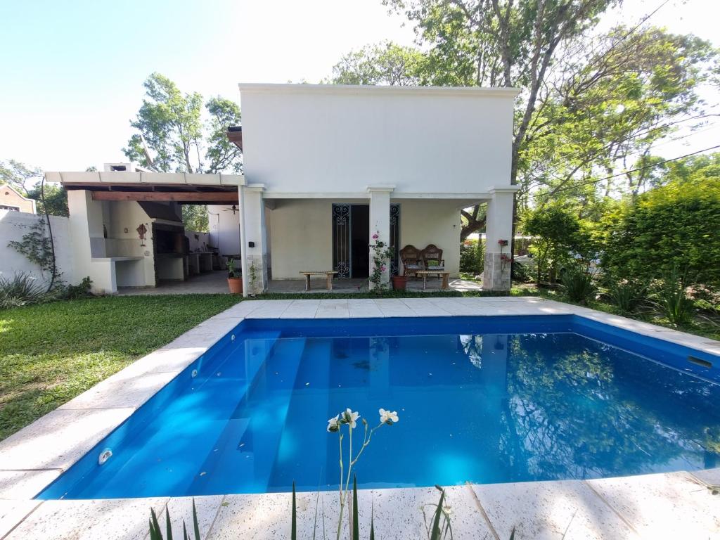 Casa en Paso De La Patria
