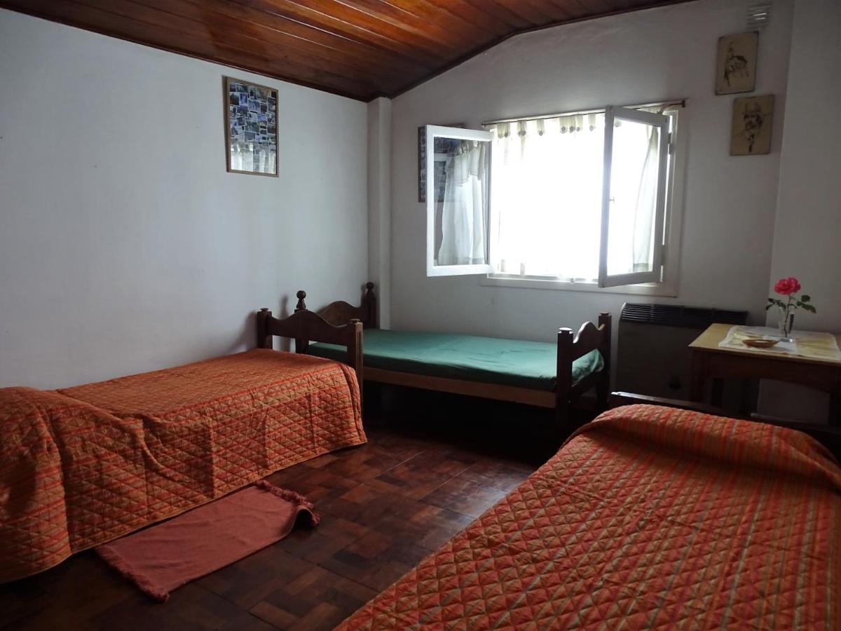Casa familiar Zarza Mora