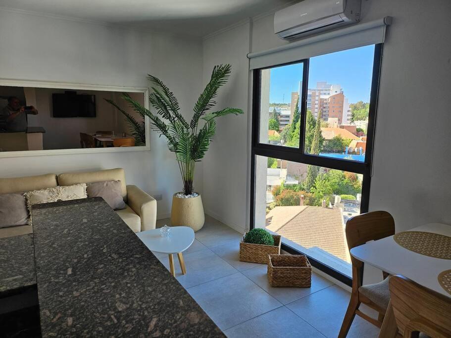 Departamento céntrico, moderno y confortable