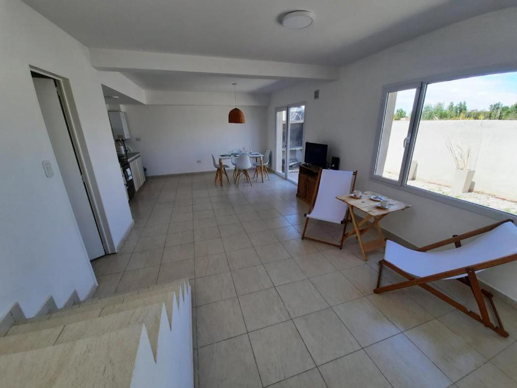 Dúplex con patio y parrilla en Terrazas del Sol