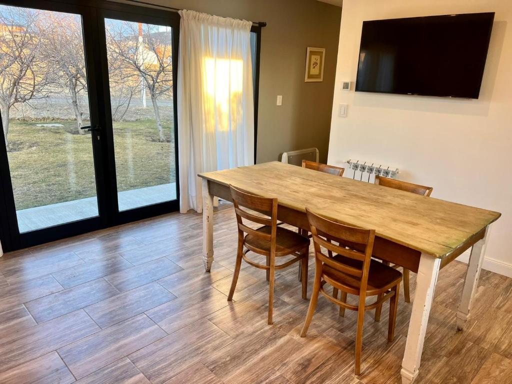 Hermosa casa con Jardin en El Calafate