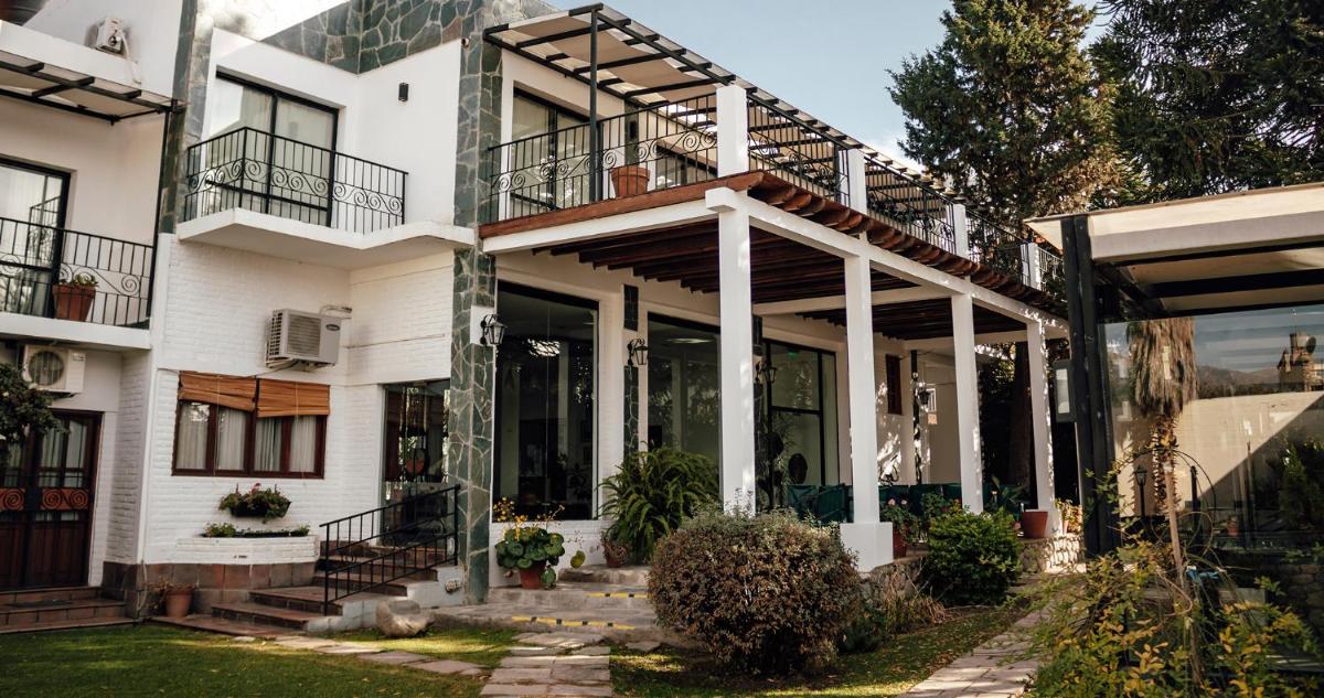 Hotel Los Sauces
