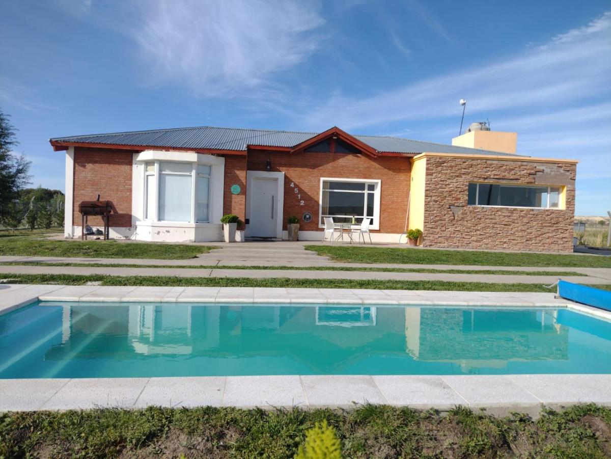 Muy Patagónica, Casa Amplia y luminosa