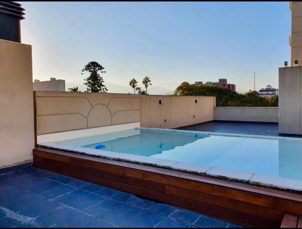 Paramont Salta 2